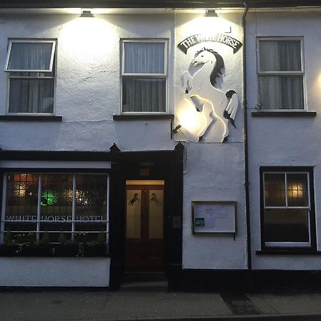 White Horse Hotel Builth Wells Exterior foto